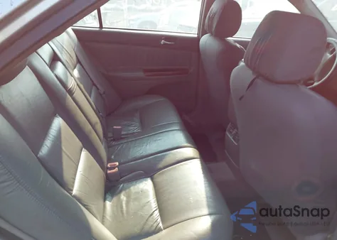 2002 Toyota Camry Xle V6 z USA, uszkodzony, nr VIN 4T1BF30K52U534242